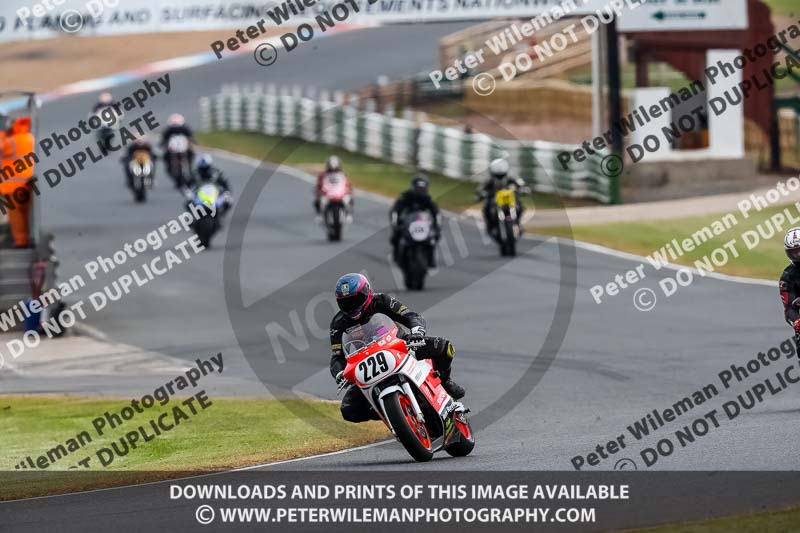 enduro digital images;event digital images;eventdigitalimages;mallory park;mallory park photographs;mallory park trackday;mallory park trackday photographs;no limits trackdays;peter wileman photography;racing digital images;trackday digital images;trackday photos